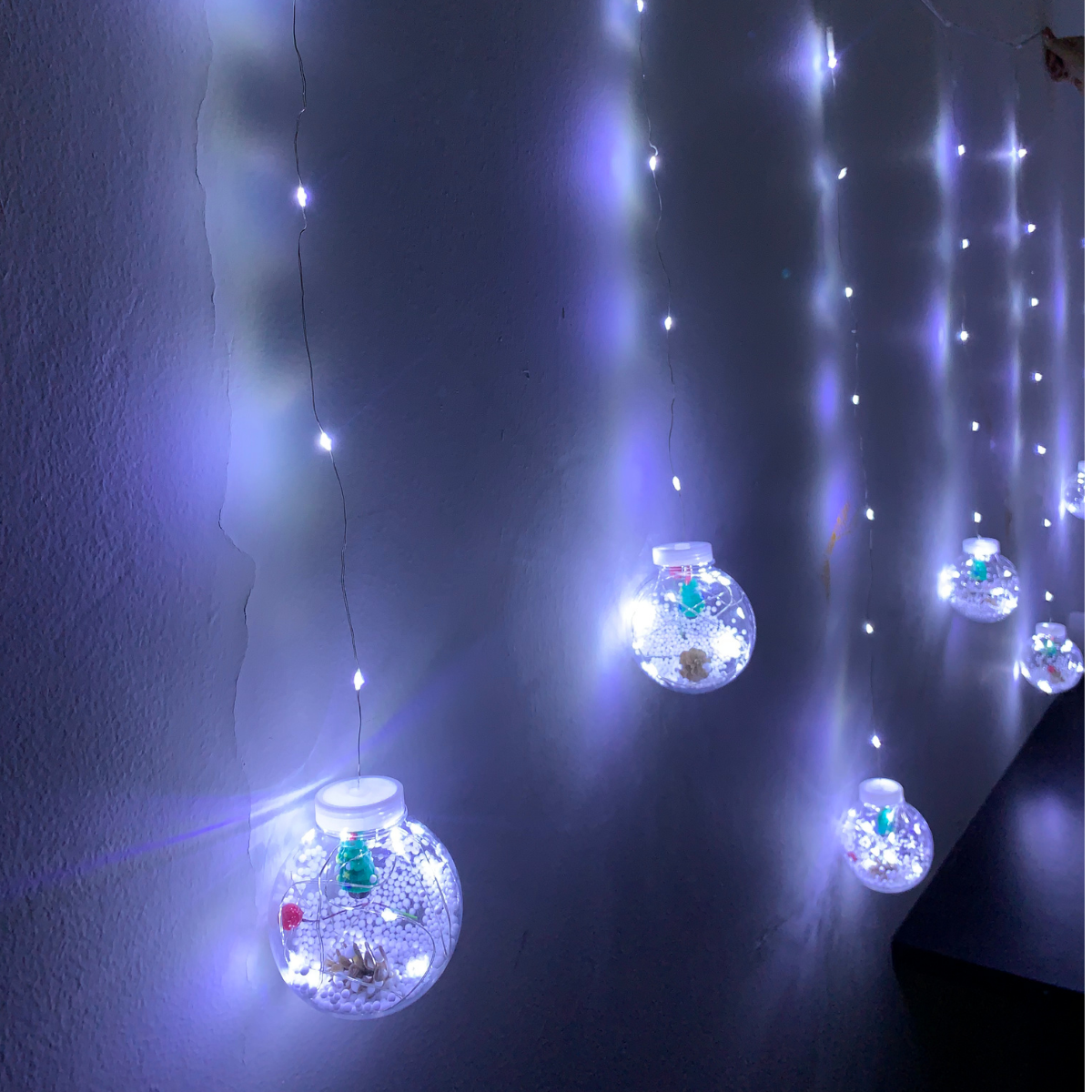 Esfera Navideña Transparente con luz Led - Cód. 15207 / 15271 / 13766