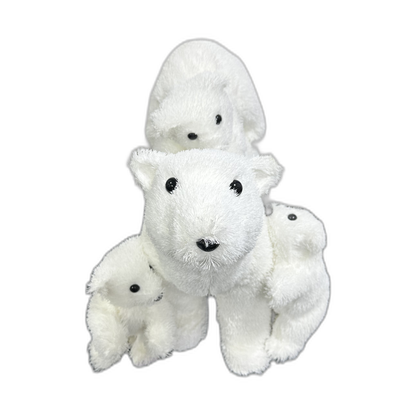 Oso polar con 3 cachorros