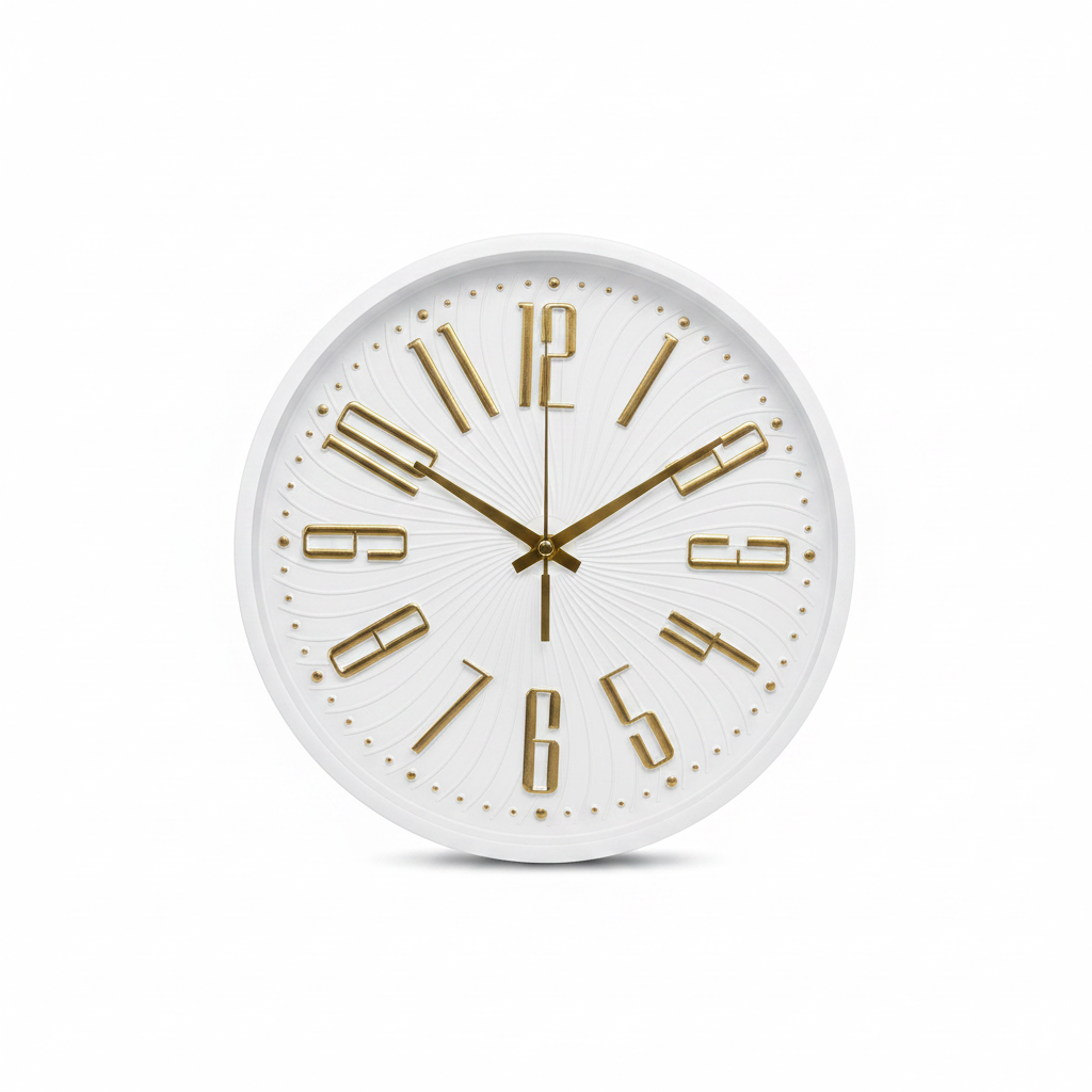 Reloj de pared blanco con números dorados - foto profesional